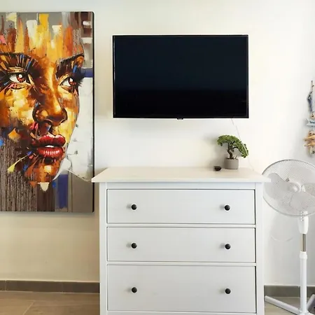 Апартаменти Estudio Borinquen Near The With Pool Адехе