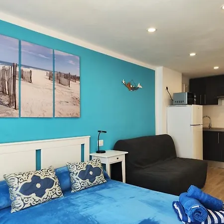 Estudio Borinquen Near The With Pool Апартаменты Адехе